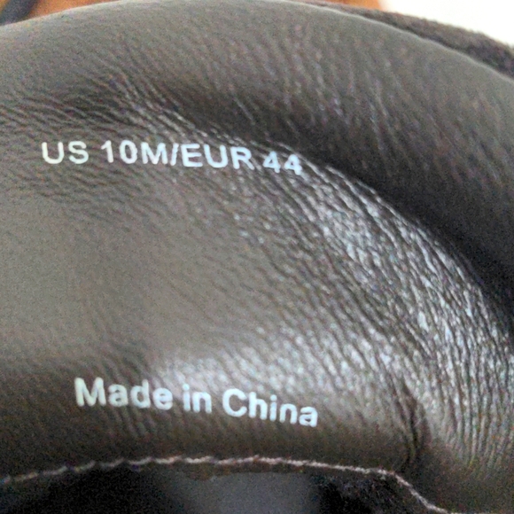 Vince Summit Suede Lug boot - Picture 8 of 9